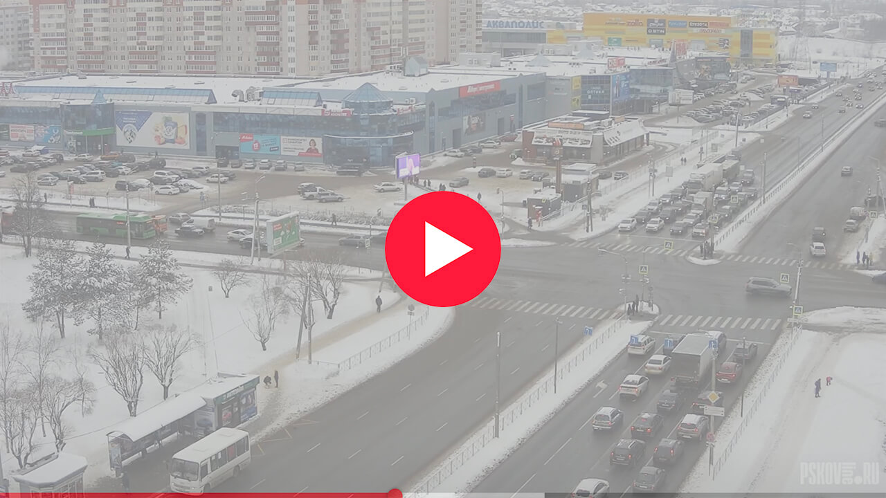 Перекресток Коммунальной и Юбилейной: фото с веб-камеры.