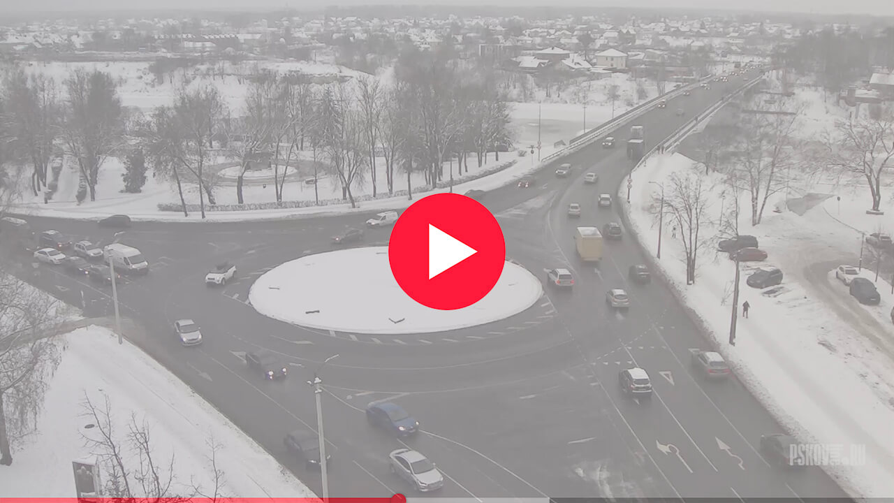 Площадь Героев-Десантников: фото с веб-камеры.